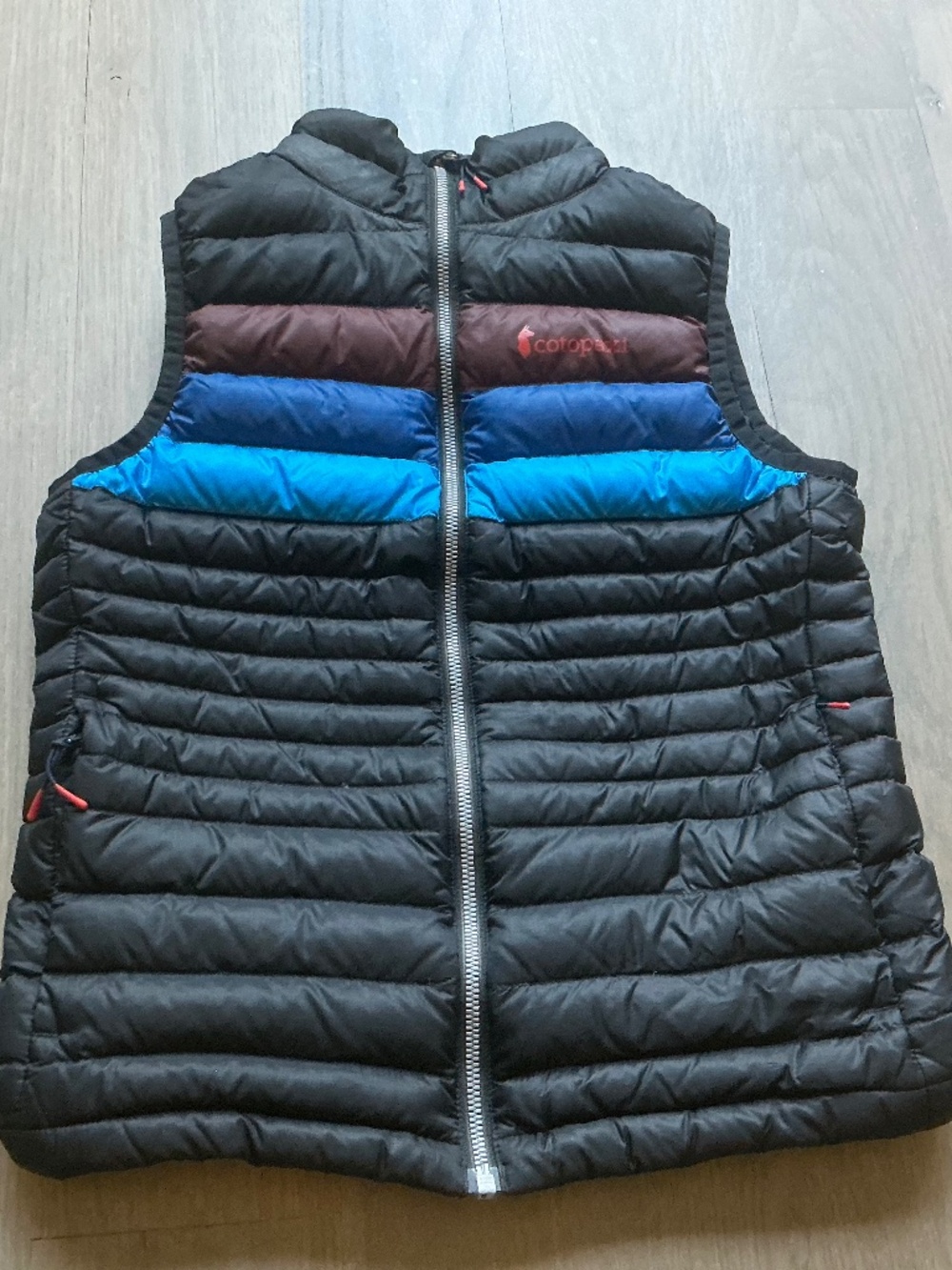 Womens cotopaxi down vest